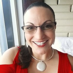 Meet your Posher, Micaela